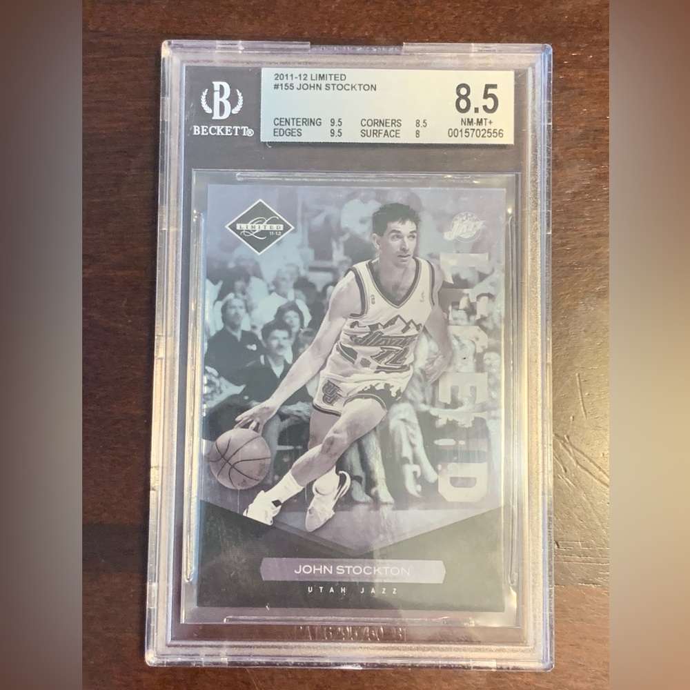 2011-12 John Stockton Limited Legend /299 BGS 8.5